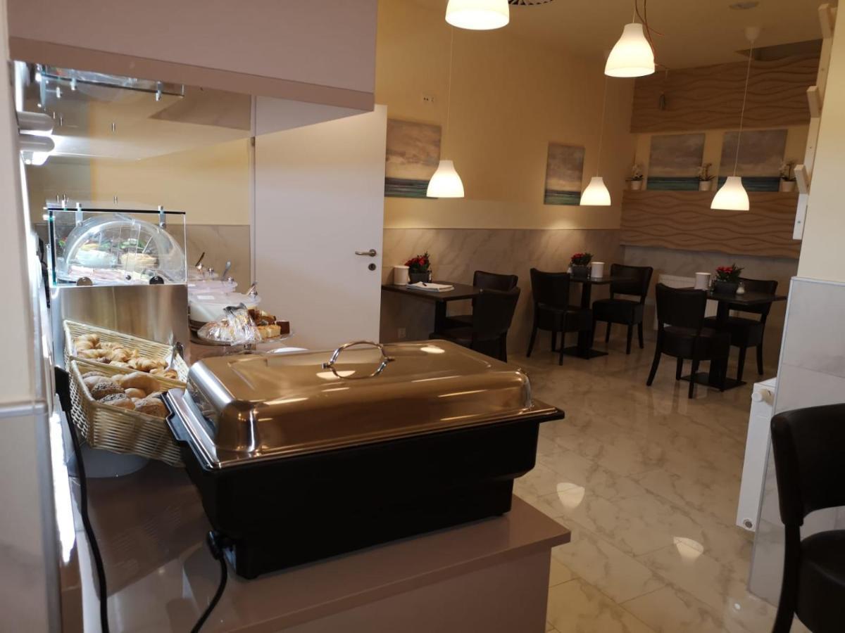 Ch-Hotel Luka Budget ウィーン エクステリア 写真